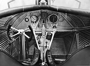 Cockpit einer Junkers F 13