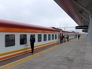 Bahnhof in Nairobi an der von China finanzierten Nahnstrecke Mombasa - Nairobi China Afrika Politik