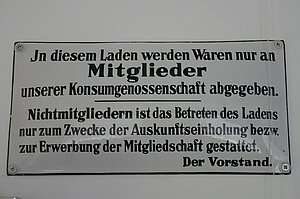 Emailleschild in den Verkaufsstellen der Konsumgenossenschaften um etwa 1925