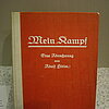 Erstausgabe von Mein Kampf