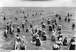 Bademode 1930 Badekappen