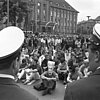 demonstration beim besuch des schah von persien