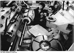 VEB Zahnschneidemaschinenfabrik Modul 1984: Junge Forscher sollen die Maschinen verbessern. Honecker Plan