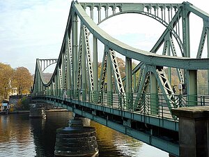 Glienicker Brücke Agentenaustausch Agentenaustausch Glienicker Brücke