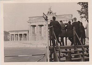 Tourismus an der Berliner Mauer 1964