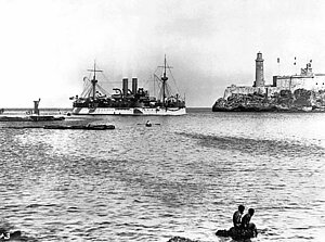 Die USS Maine im Hafen von Havanna