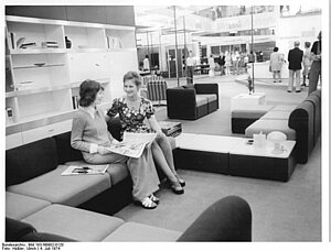 Möbel auf der Leipziger Herbstmesse 1974