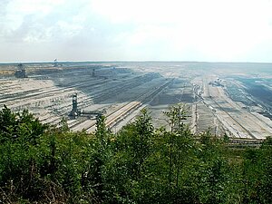 Tagebau im Hambacher Forst