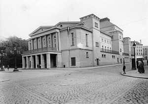 Theater in der Weimarer Republik