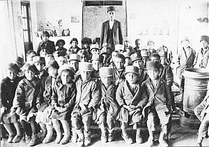 Schule im Iran 1926