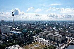 Berliner Stadtschloss mit Humboldt-Forum, 2020 rekonstruiert Rekonstruktion Architektur