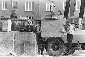 bau der berliner mauer