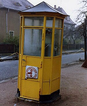 DDR Telefonzelle