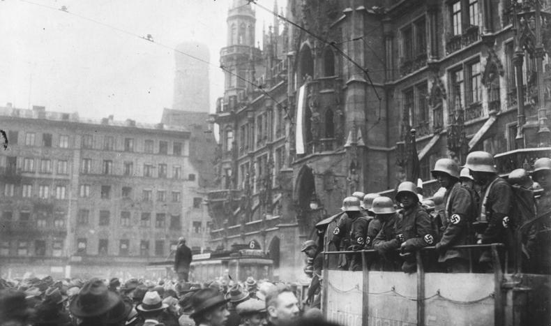 Hitlerputsch 1923 Einfach Erklärt Hitlers Putschversuch in München - Hitlerputsch - Deutschland im Jahr